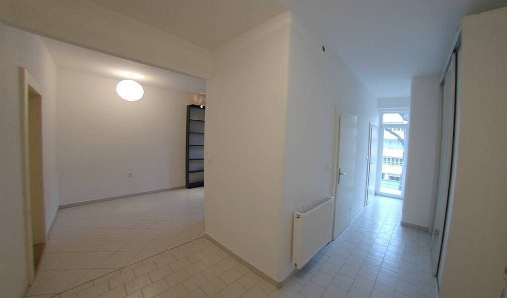 Pronájem bytu 2+1 78 m² – fotografie 5