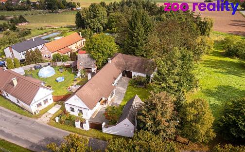 Prodej domu 234 m² s pozemkem 2 251 m², Sviny, okres Tábor