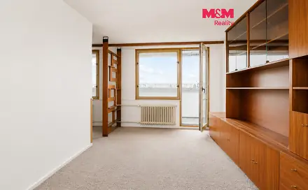 Prodej bytu 3+1 66 m², Lovosická, Praha 9 - Prosek