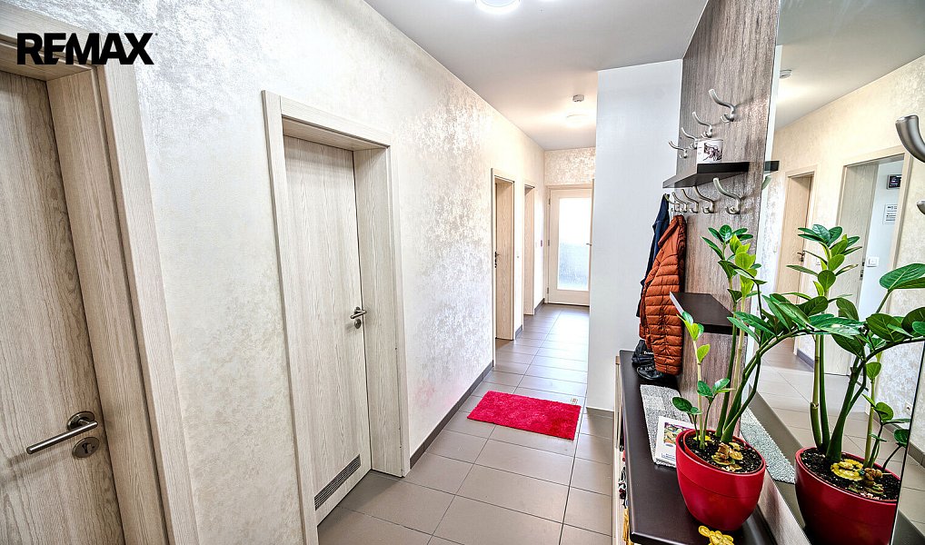 Prodej bytu 3+kk 84 m², Praha – fotka 1 z 13