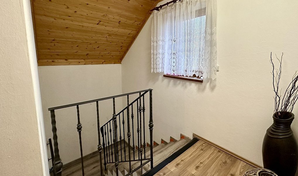 Prodej chaty/chalupy 110 m² s pozemkem 1 085 m², Chyňava – náhled fotky 12