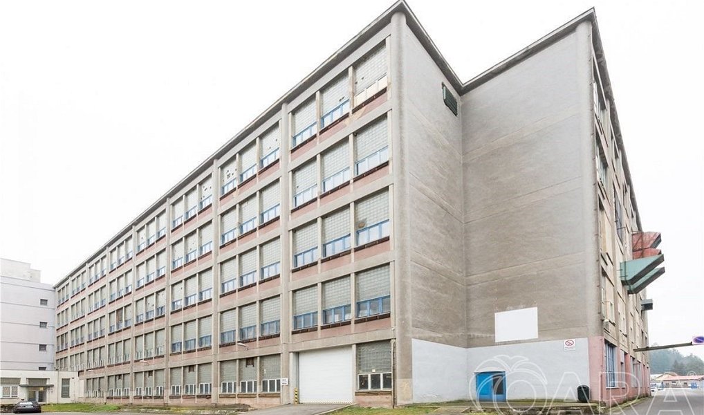 Pronájem skladovacích prostor 4 000 m², Písek – náhled fotky 8
