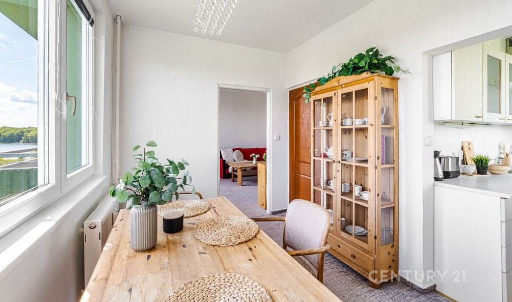Prodej bytu 3+kk 62 m², Třeboň – náhled fotky 2