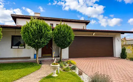 Prodej domu 206 m² s pozemkem 1 091 m², Štiřínská, Sulice - Želivec, okres Praha-východ