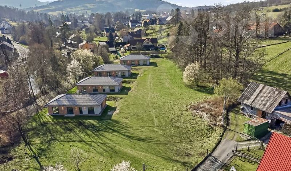 Prodej stavebního pozemku 1 346 m², Lichnov – náhled fotky 2