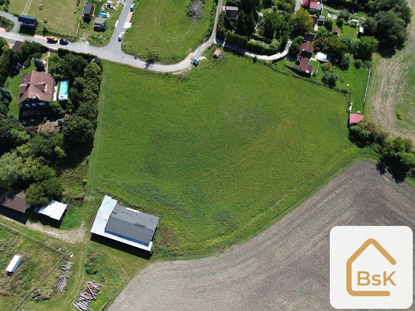 Prodej stavebního pozemku 6 968 m²