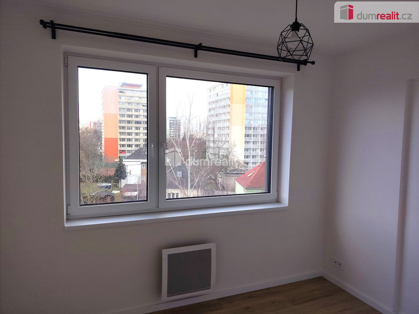 Pronájem bytu 2+kk 33 m² — photo 3