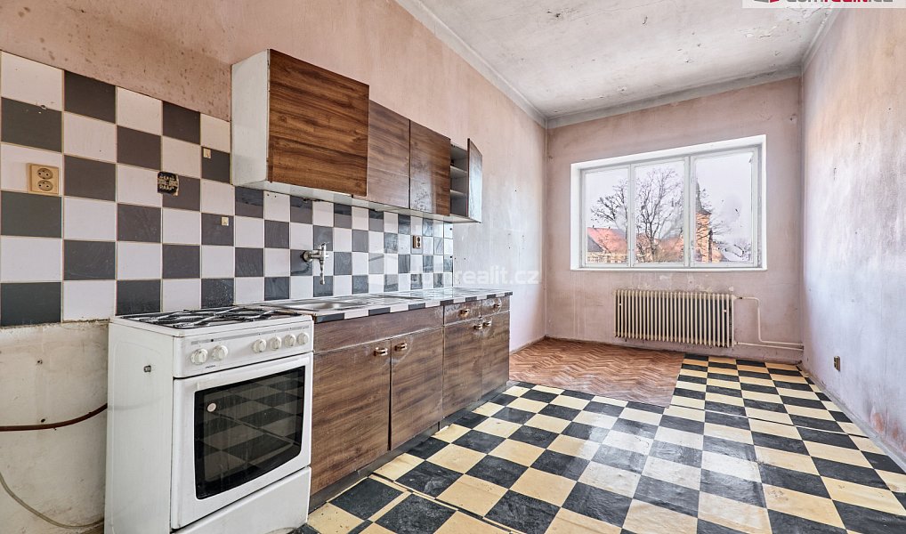 Prodej domu 200 m² s pozemkem 321 m², Kravaře – náhled fotky 8
