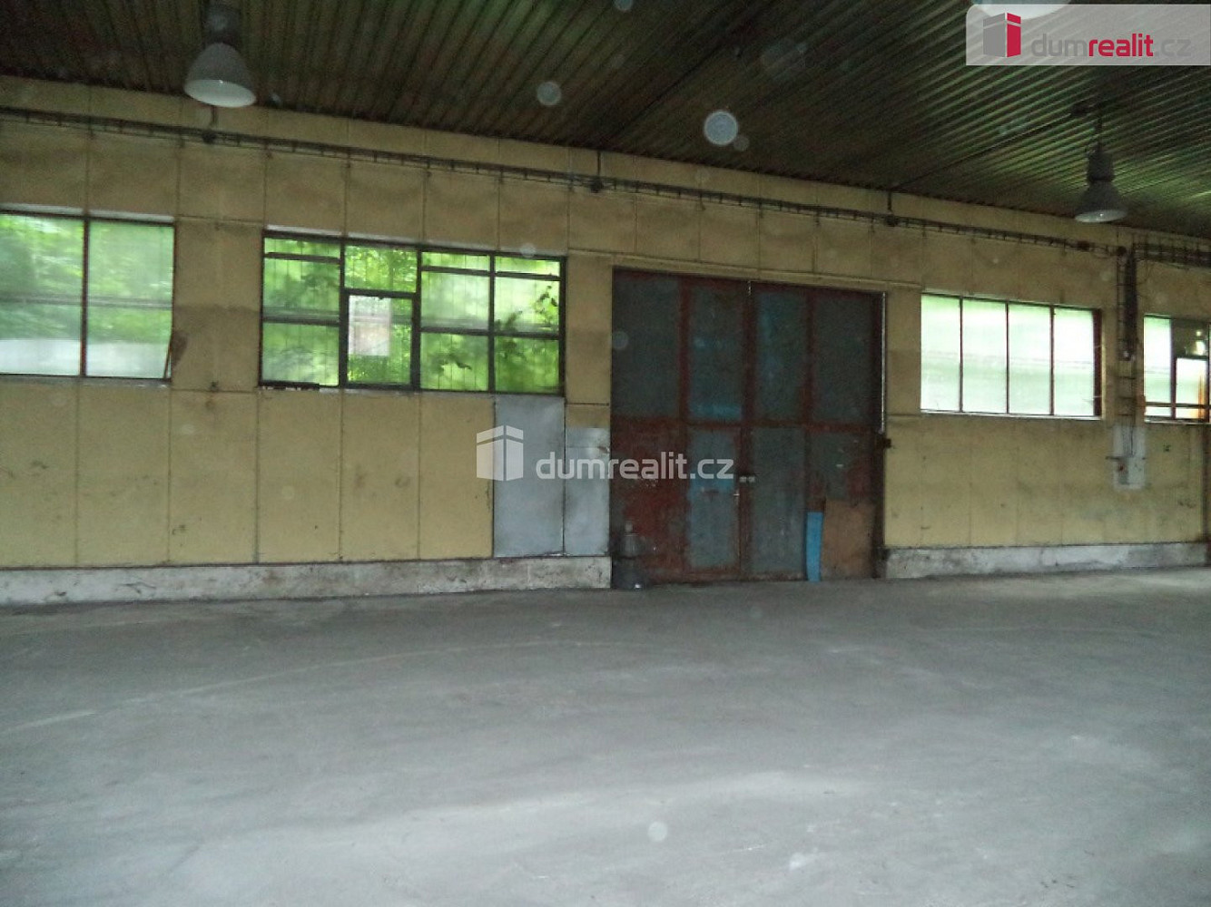 Pronájem skladovacích prostor 958 m² – fotografie 4