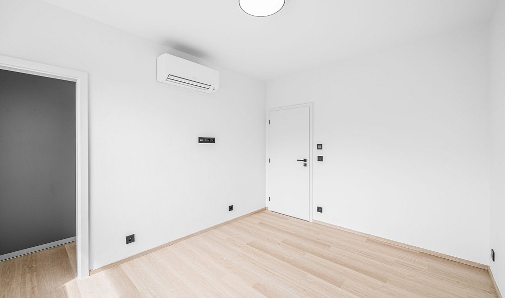 Prodej domu 120 m² s pozemkem 551 m², Líšťany – náhled fotky 16