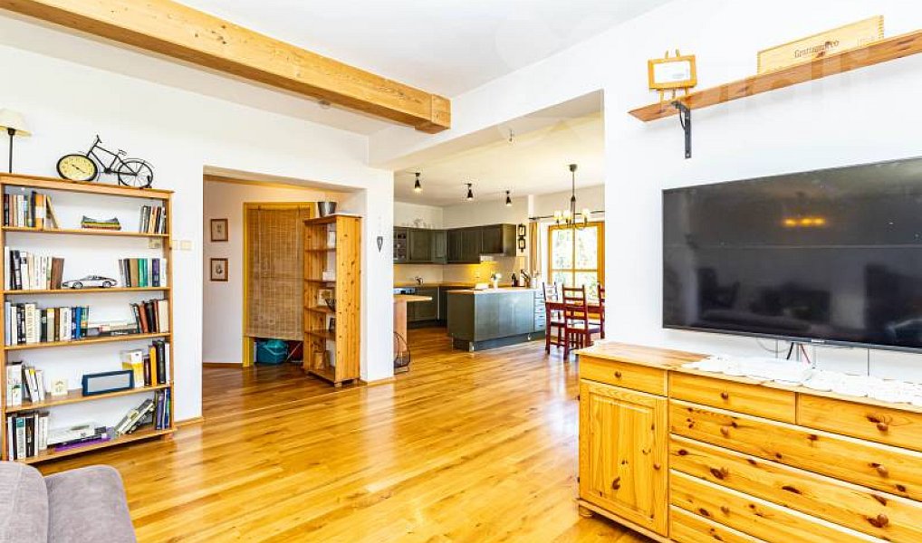 Prodej domu 250 m² s pozemkem 11 733 m², Kolinec – náhled fotky 23