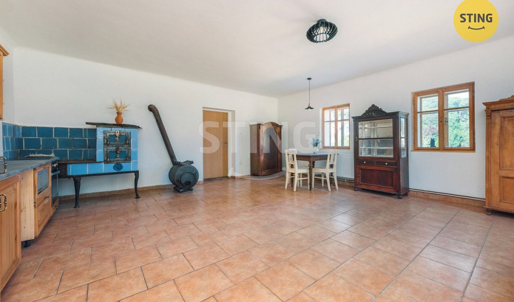Prodej domu 272 m² s pozemkem 5 189 m², Stará Paka – náhled fotky 6