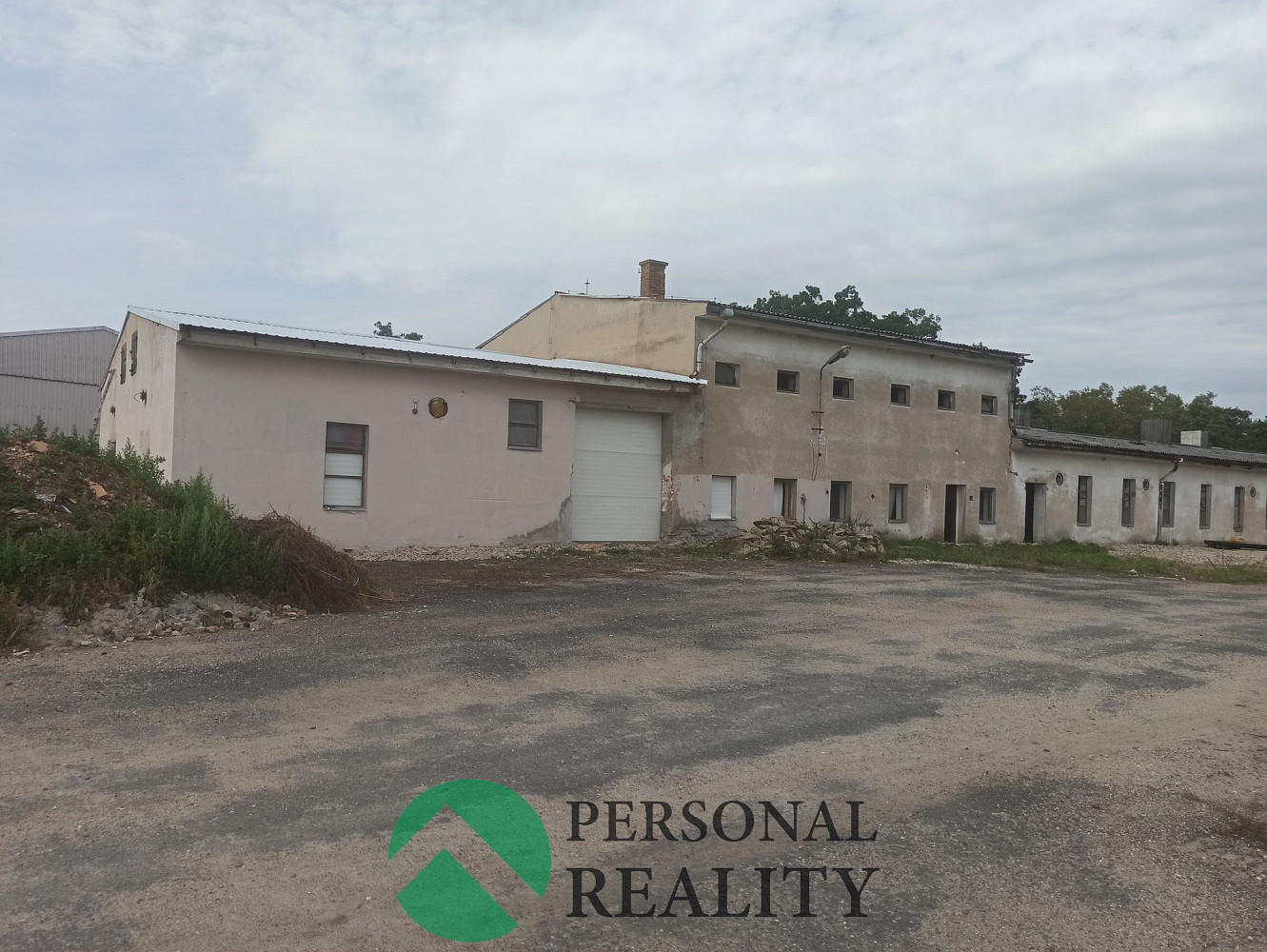 Prodej skladovacích prostor 1 200 m² – fotografie 2
