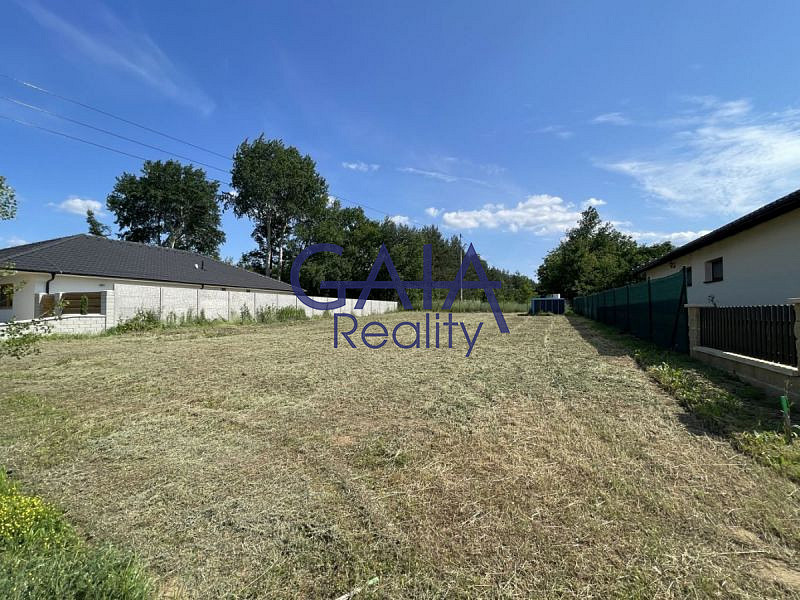 Prodej stavebního pozemku 781 m² – fotografie 3