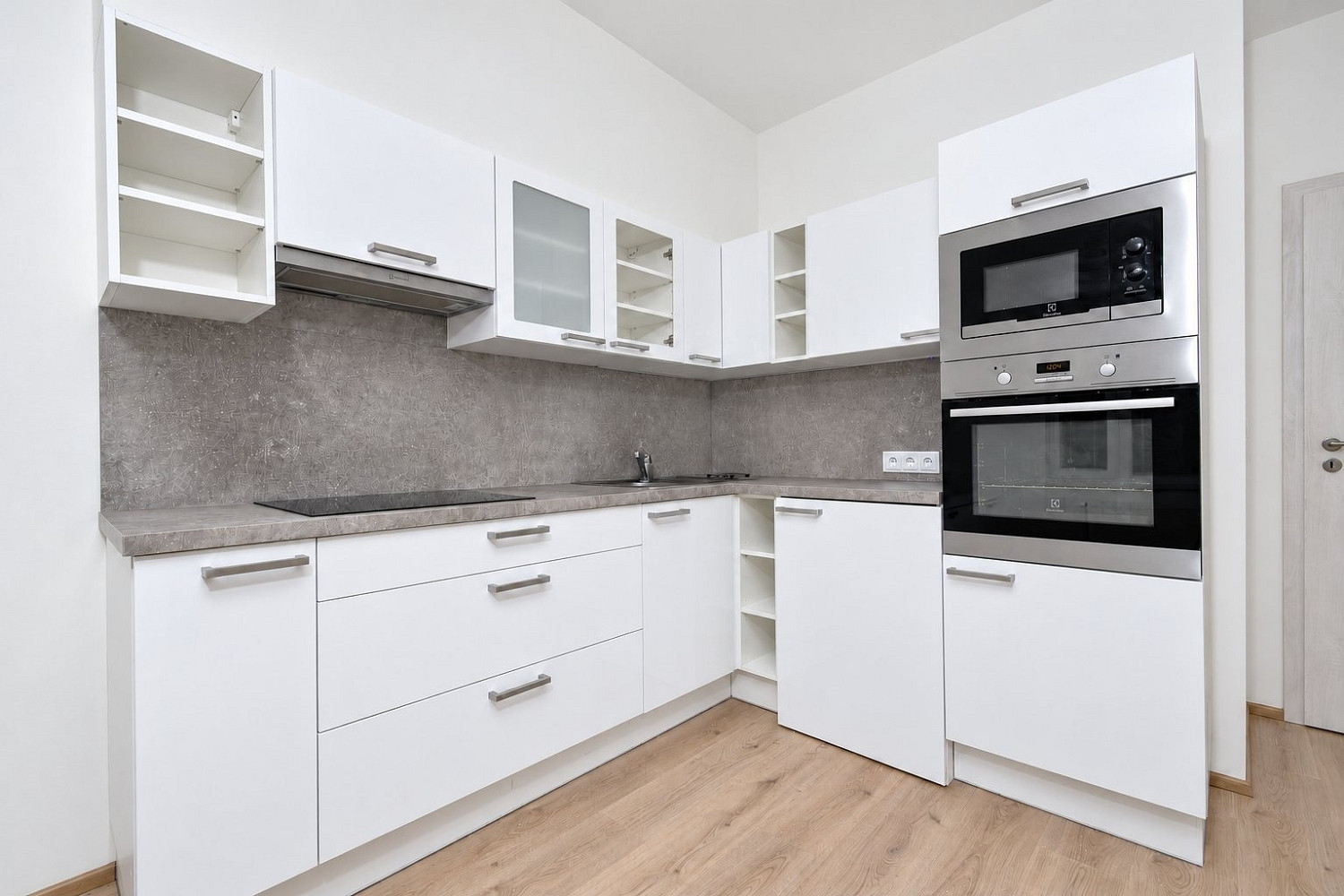 Prodej bytu 1+kk 34 m² – fotografie 4