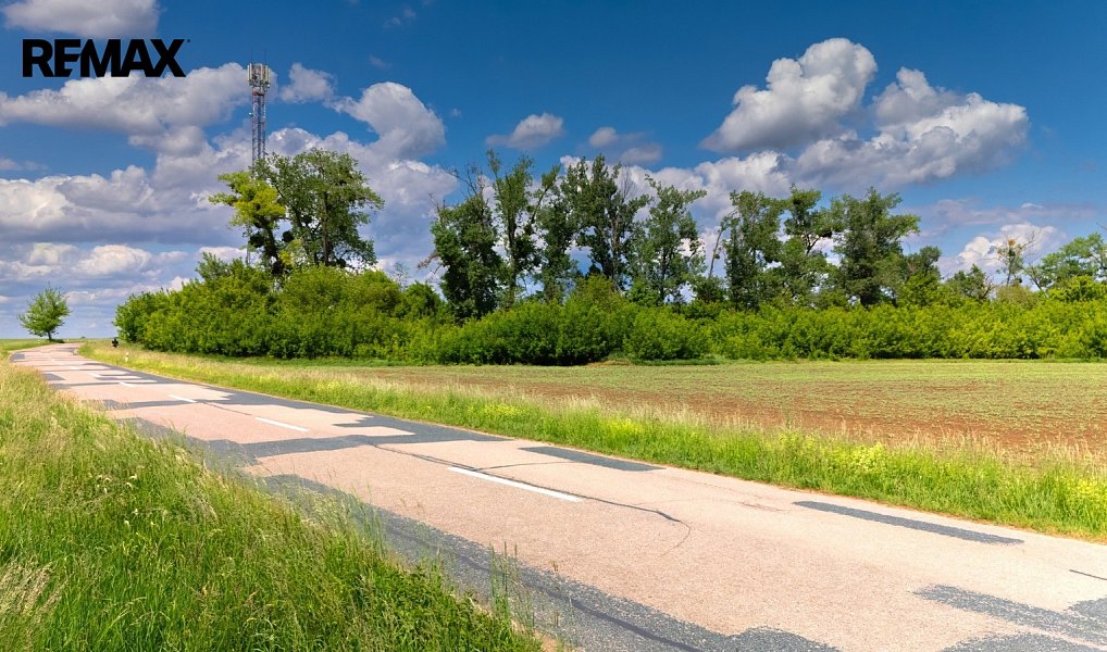 Prodej komerčního pozemku 72 617 m², Pouzdřany – náhled fotky 7