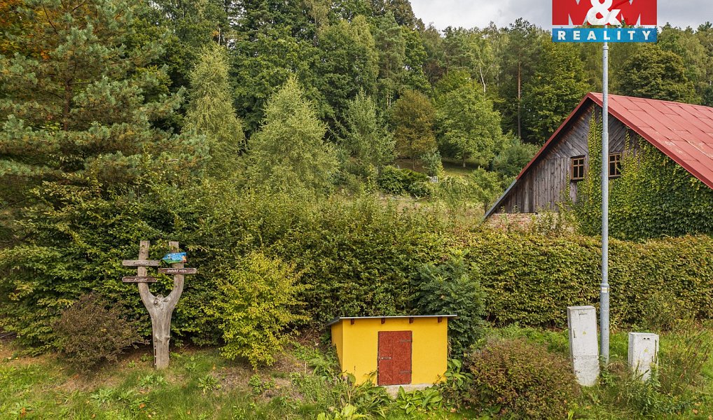 Prodej stavebního pozemku 2 091 m², Růžová – náhled fotky 18