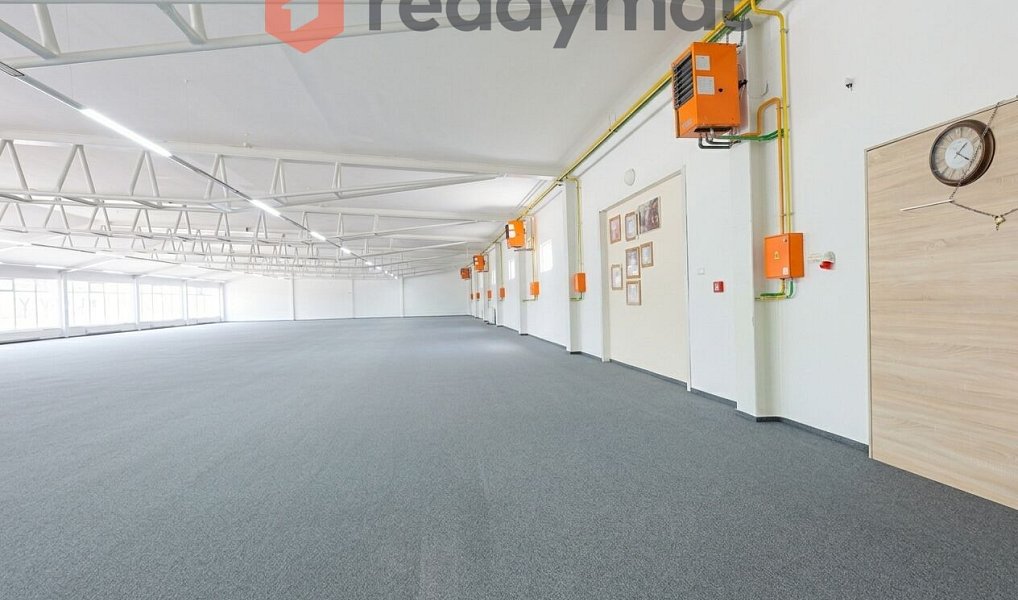 Pronájem obchodních prostor 1 500 m², Bzenec – náhled fotky 2