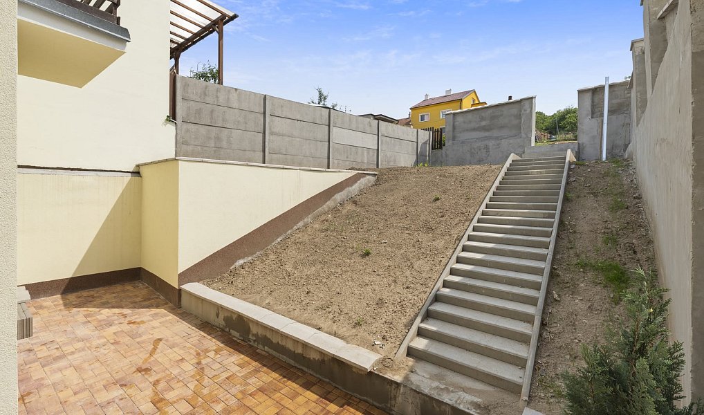 Prodej bytu 4+kk 100 m², Židlochovice – náhled fotky 25