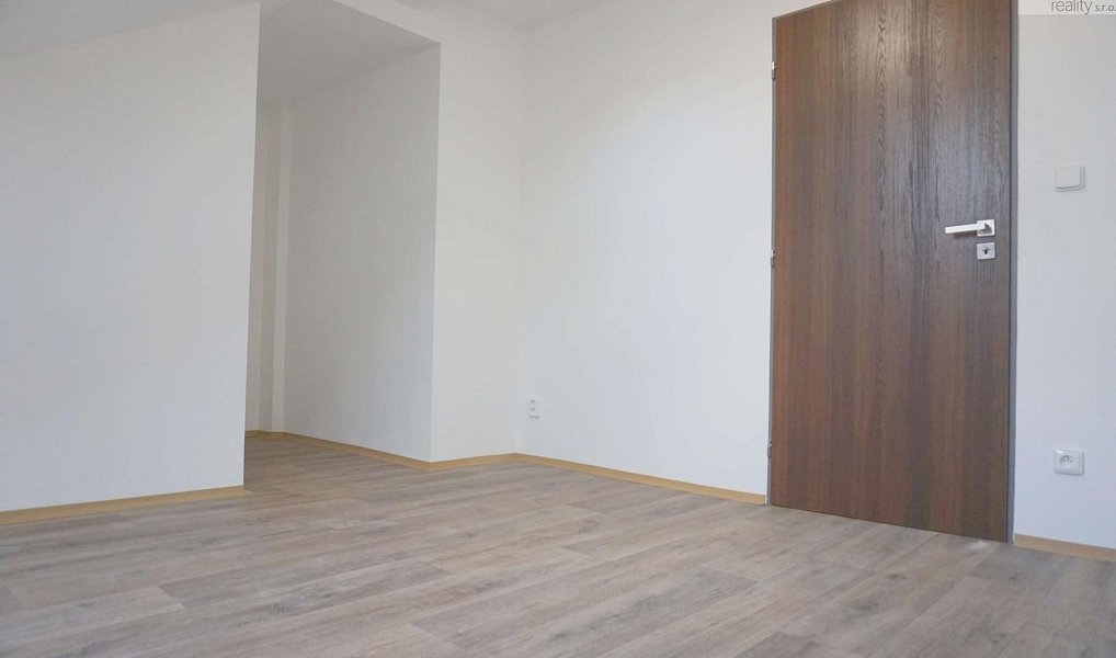 Pronájem bytu 4+kk 70 m², Litvínov – náhled fotky 23