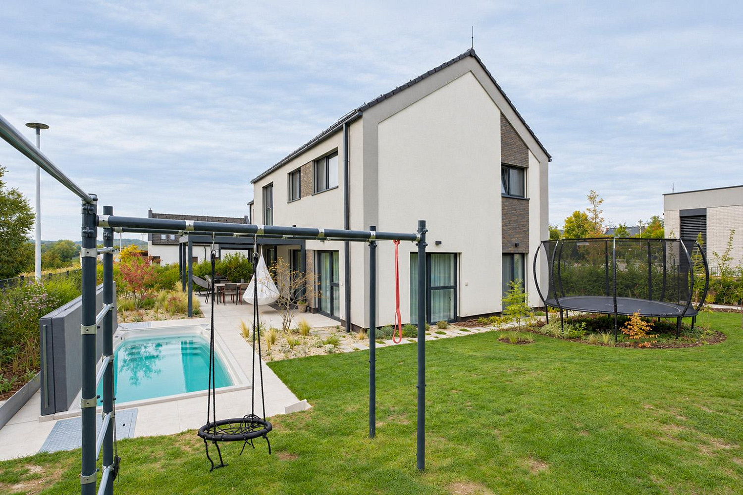 Prodej domu 194 m² s pozemkem 700 m²
