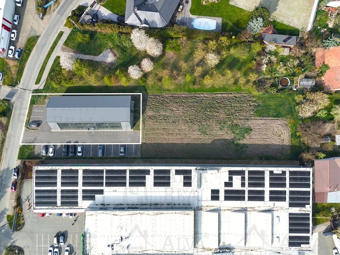 Prodej komerčního pozemku 1 500 m² – fotografie 5