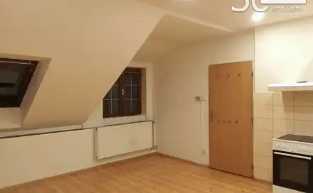 Pronájem bytu 2+kk 40 m², Hřbitovní, Hranice - Hranice I-Město, okres Přerov