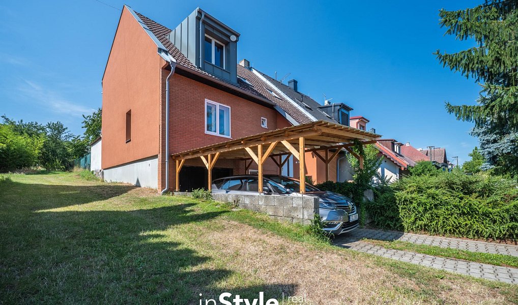 Prodej rodinného domu, 210 m², Uherské Hradiště, Tupesy