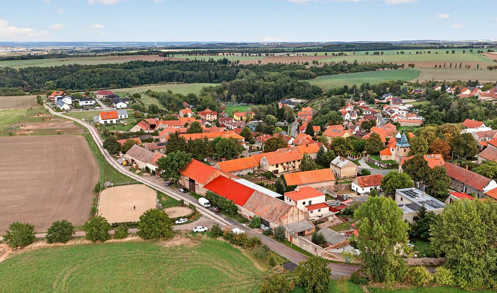 Prodej domu 130 m² s pozemkem 171 m², Holubice – náhled fotky 33