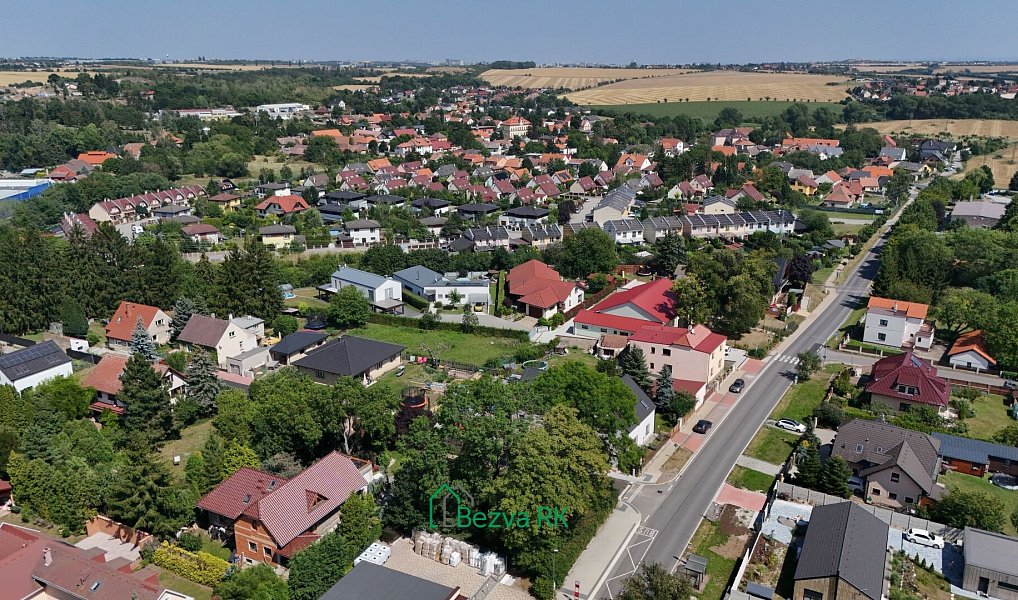 Prodej domu 250 m² s pozemkem 843 m², Nučice – náhled fotky 54