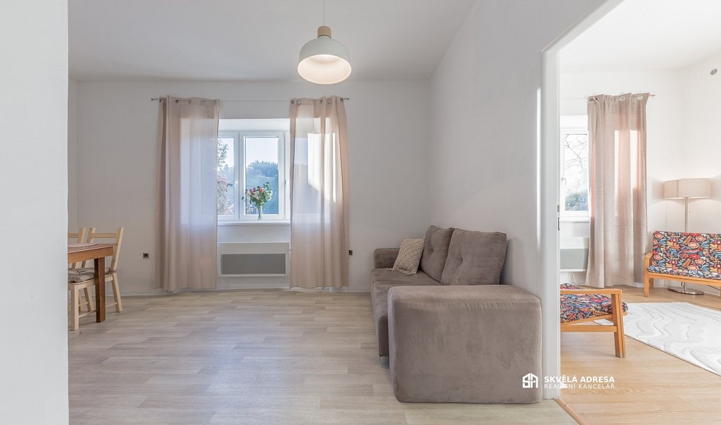 Prodej nájemního domu, činžáku 600 m², Vimperk – náhled fotky 3
