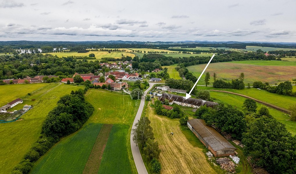 Prodej výrobních prostor 800 m², Radomyšl – náhled fotky 10