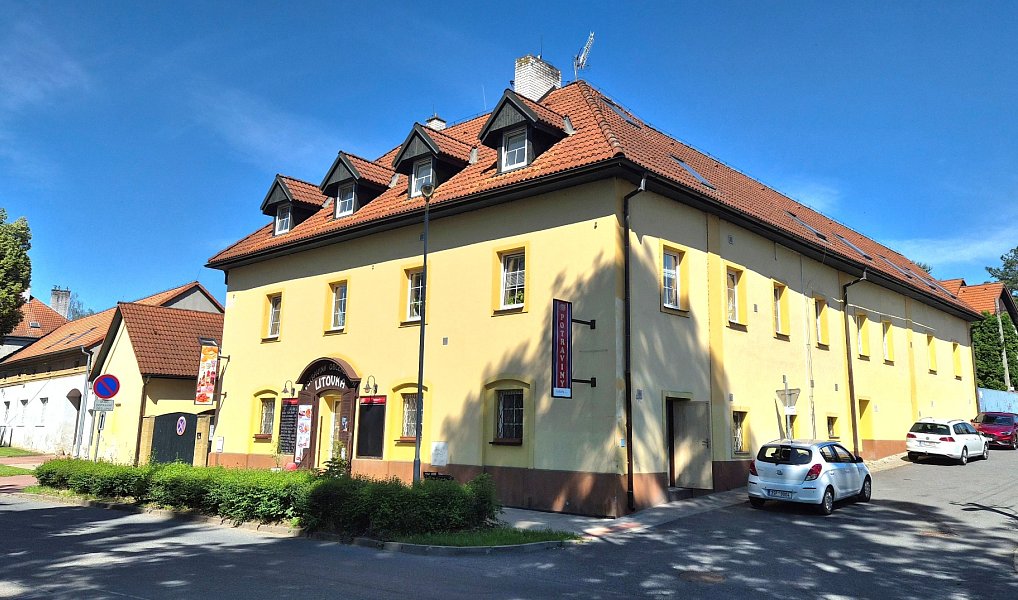 Prodej nájemního domu, činžáku 322 m², Hostivice – náhled fotky 2