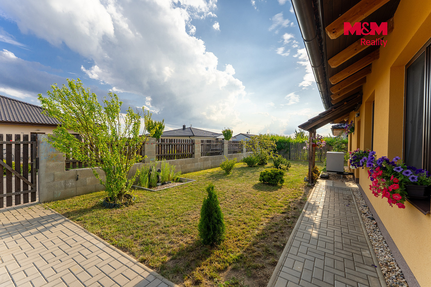Prodej domu 105 m² s pozemkem 1 138 m² – fotografie 2