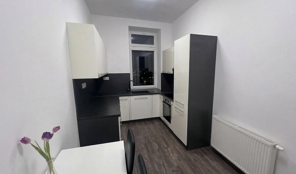 Prodej bytu 2+1 66 m², Náchod – náhled fotky 3