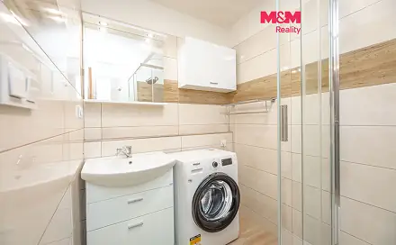 Pronájem bytu 3+1 57 m², Malecí, Nové Město nad Metují, okres Náchod