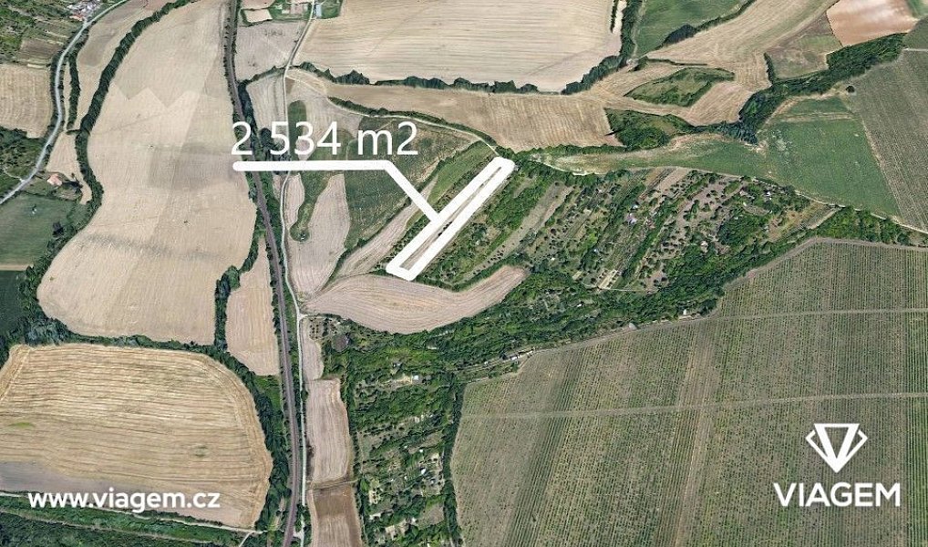 Prodej zahrady 844 m², Kyjov – náhled fotky 2