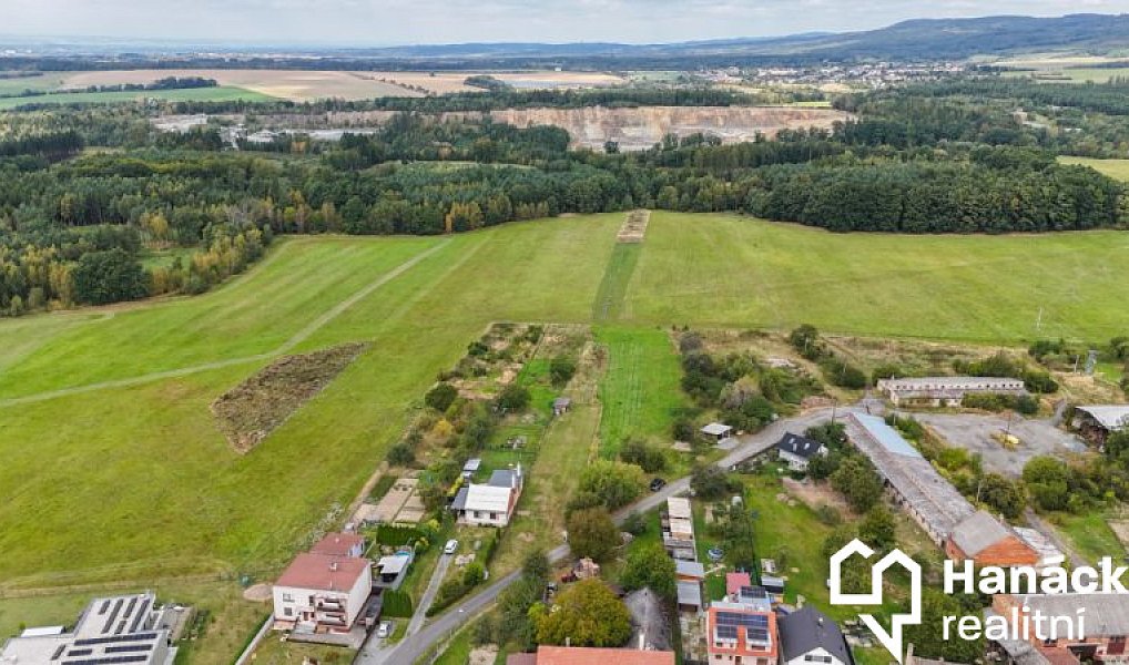 Prodej stavebního pozemku 5 394 m², Dolní Újezd – náhled fotky 2