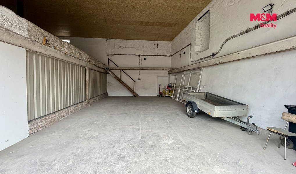 Pronájem skladovacích prostor 204 m², Louny – náhled fotky 2