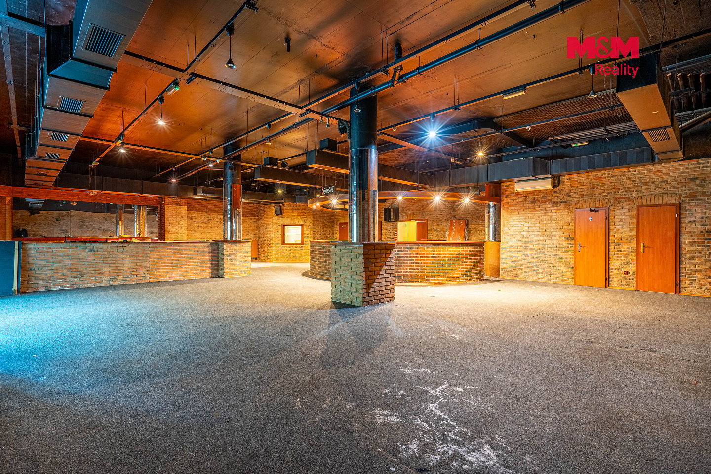 Pronájem obchodních prostor 324 m² – fotografie 5