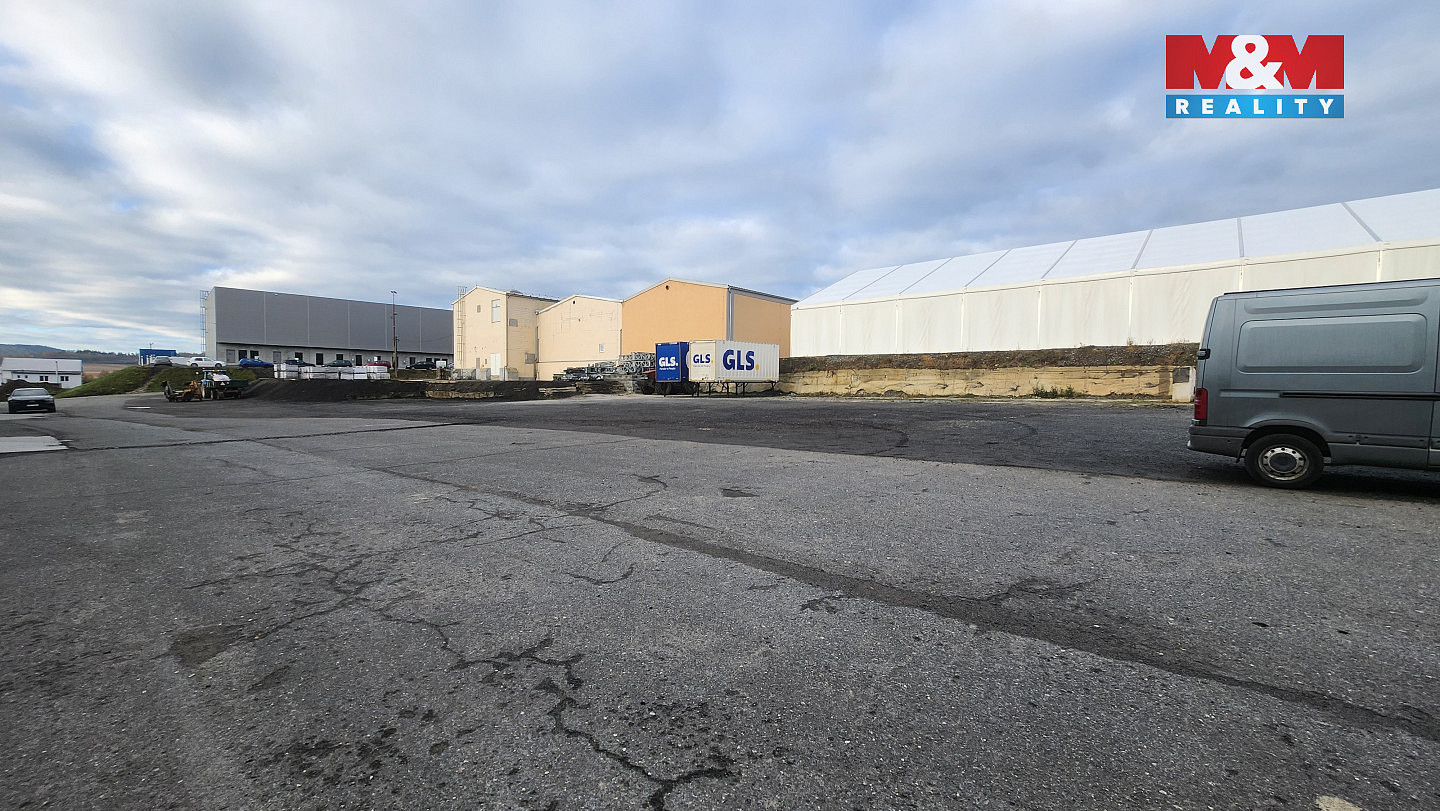 Pronájem pozemku 1 300 m² — photo 4
