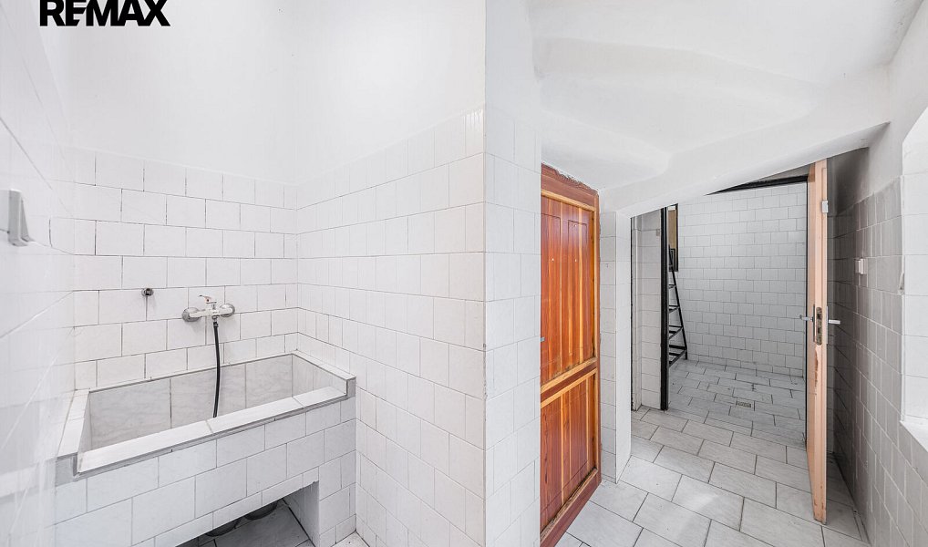 Prodej domu 269 m² s pozemkem 749 m², Jáchymov – náhled fotky 26