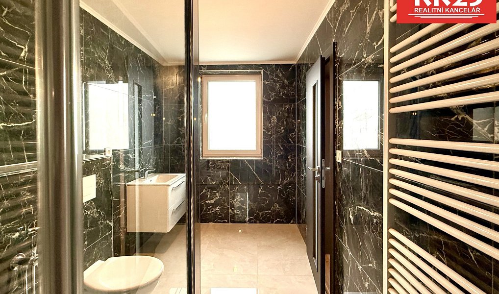 Prodej domu 200 m² s pozemkem 497 m², Velká Hleďsebe – náhled fotky 35