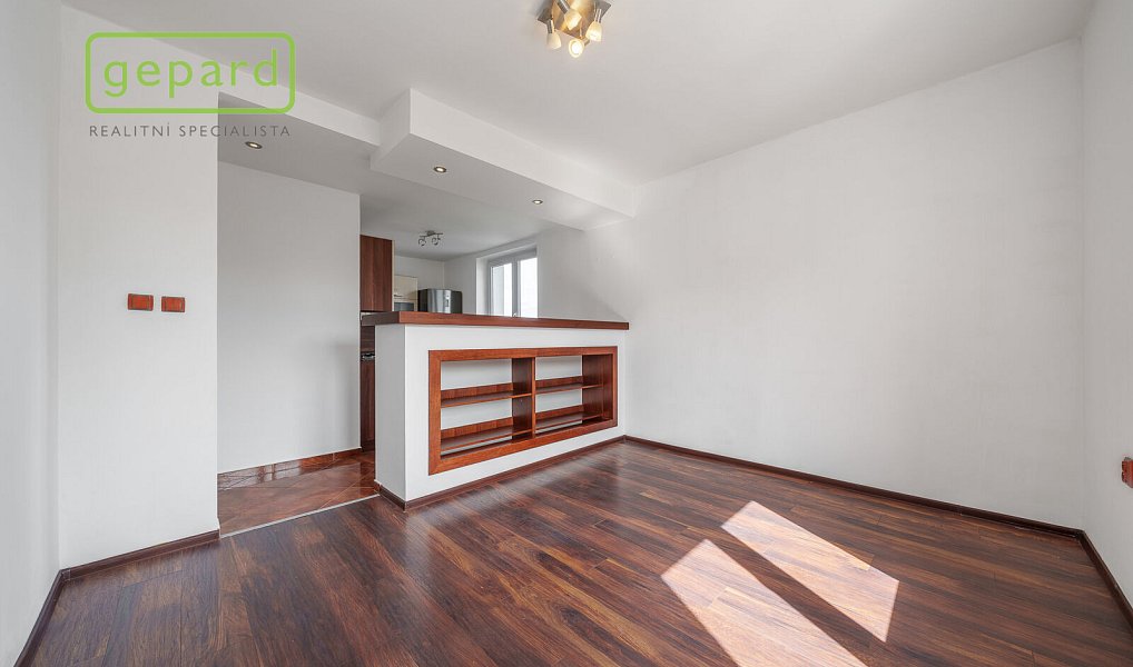 Prodej bytu 2+1 50 m², Sokolov – náhled fotky 3