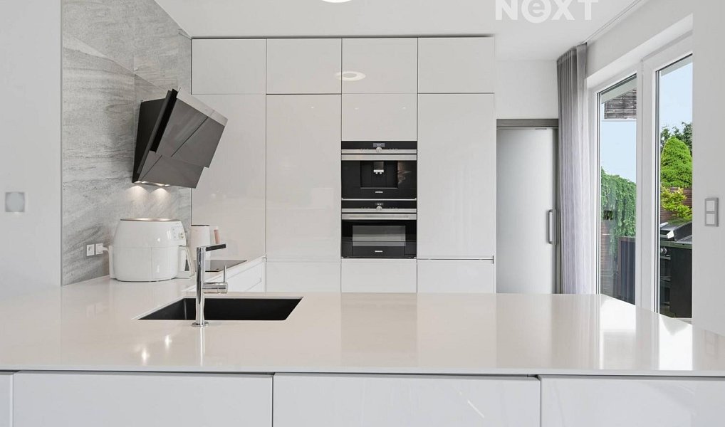 Prodej domu 141 m² s pozemkem 458 m², Jenštejn – náhled fotky 4