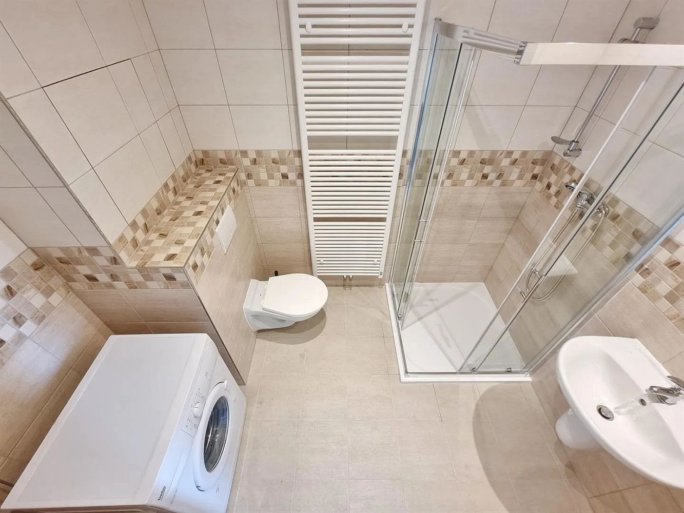Pronájem bytu 1+kk 32 m² — photo 4