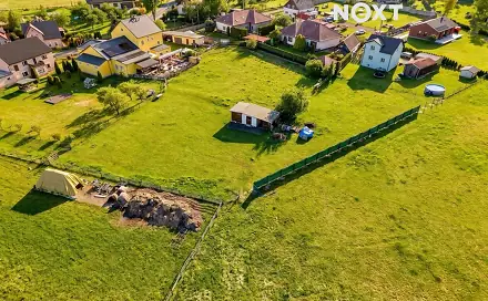 Prodej stavebního pozemku 2 246 m², Pila