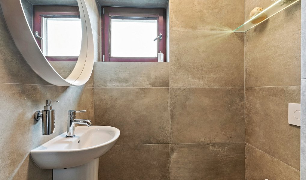 Prodej domu 246 m² s pozemkem 1 270 m², Beroun – náhled fotky 37