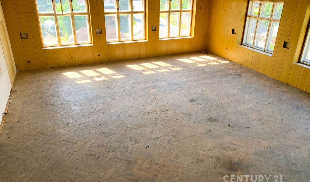 Prodej bytu 4+1 150 m², Jenišovice – náhled fotky 8