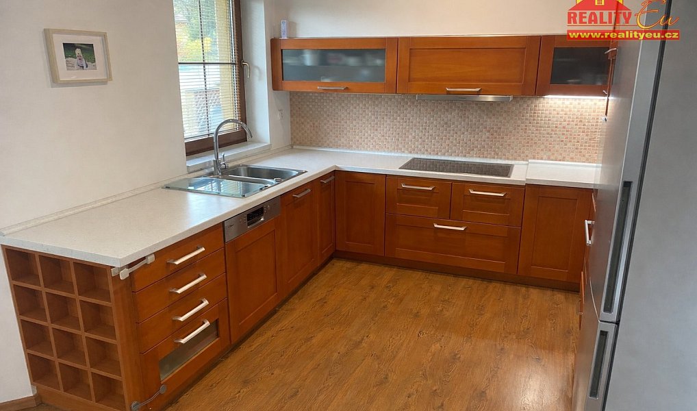 Prodej domu 177 m² s pozemkem 625 m², Mochov – náhled fotky 7